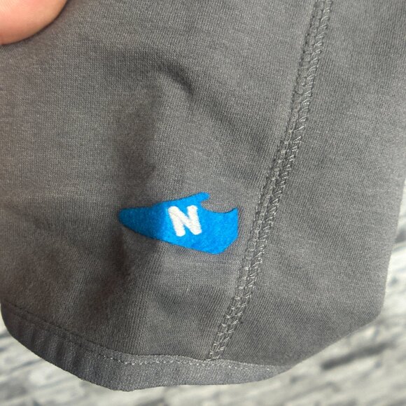 EUC New Balance Hopkinton Grey Zip Up Jacket Size Large - Picture 13 of 15